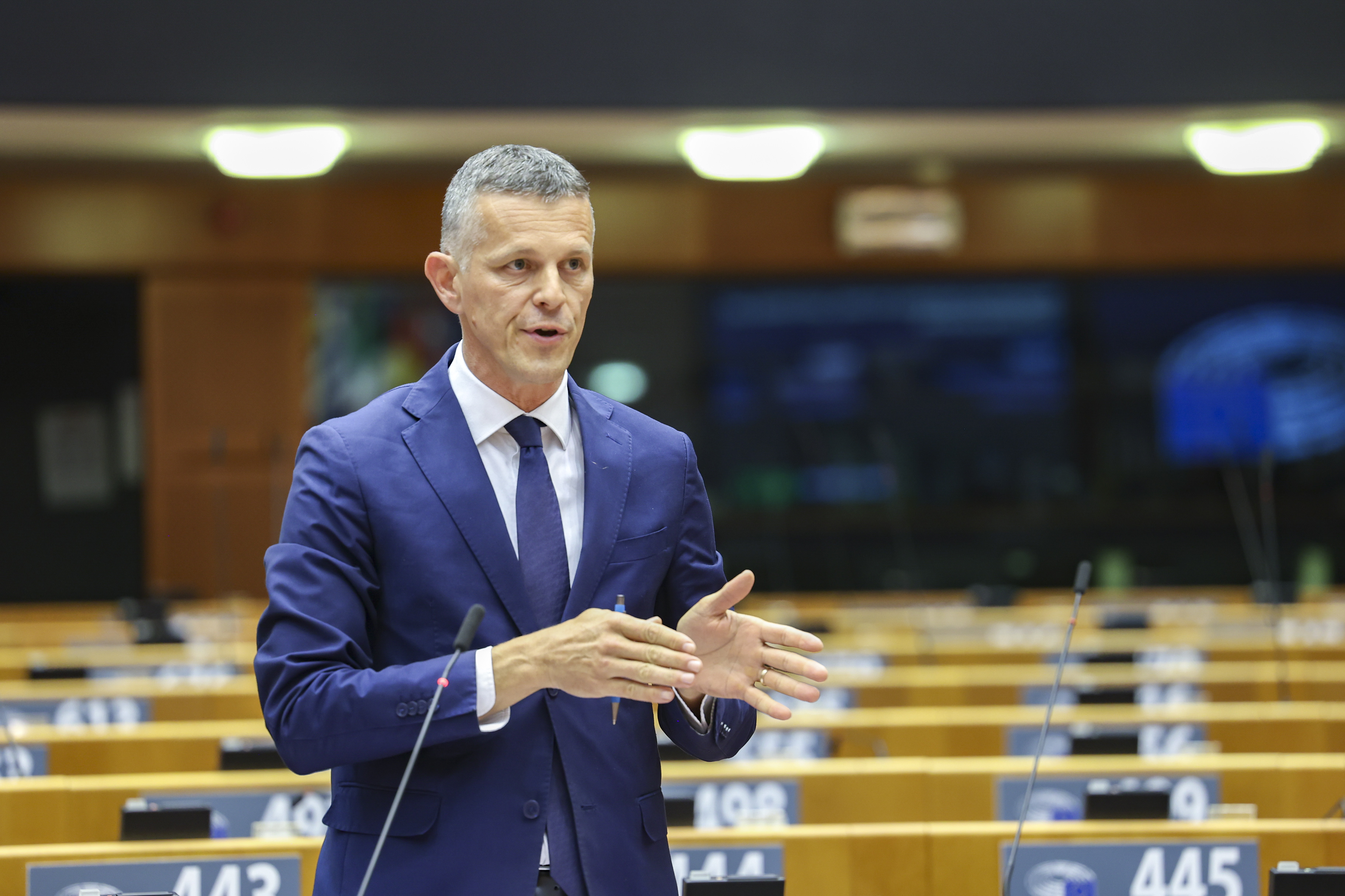 Flego protiv većine u Europskom parlamentu: Talijanskim manipulacijama gubimo prošek, Vlada mora reagirati!